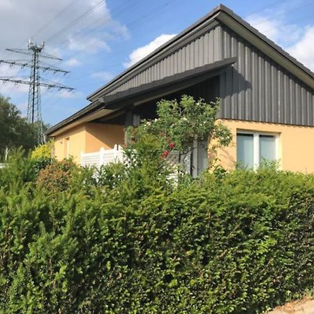 Komfortables Einzelhaus Mit Garten Halstenbek Esterno foto